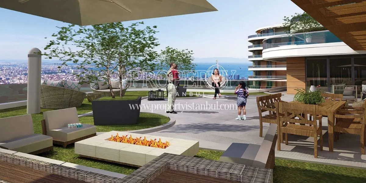 Terrace with landscape in the Qadraj Gozdagi project