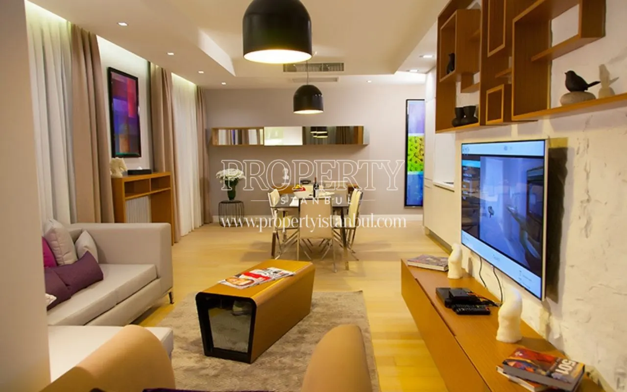 The Leos Residence, photo 2