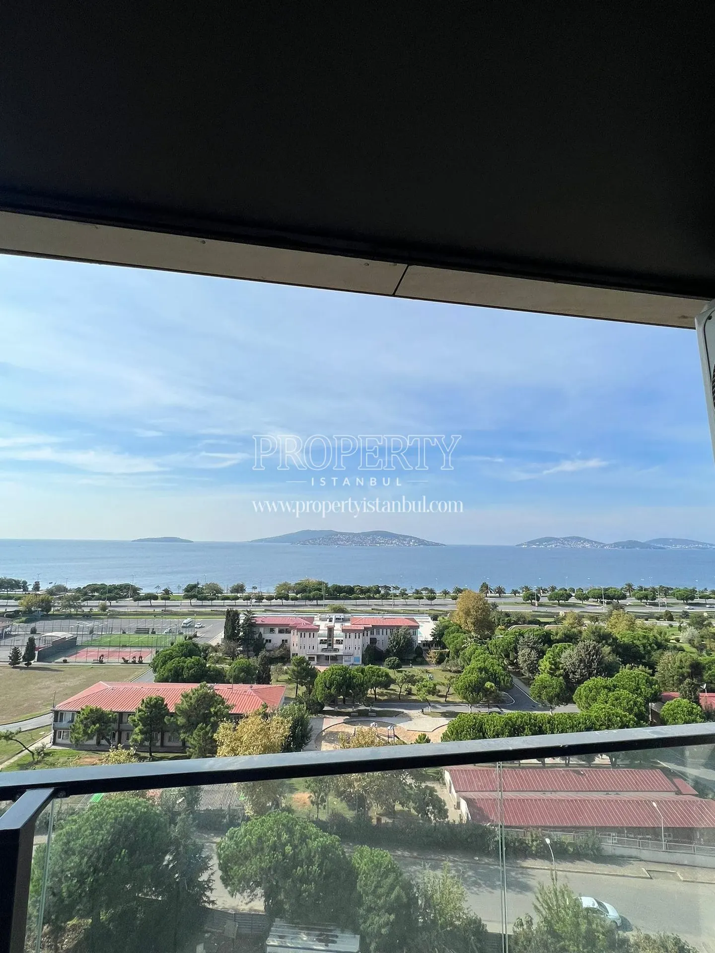 Sea view from an apartment in the Dragos Marin project