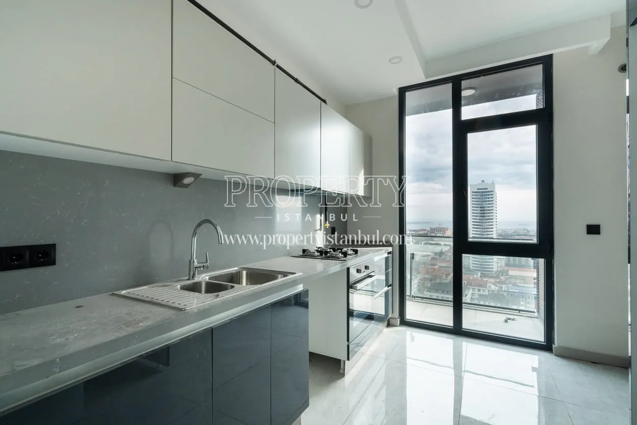 Kitchen of an apartment in the Empire Avcilar project