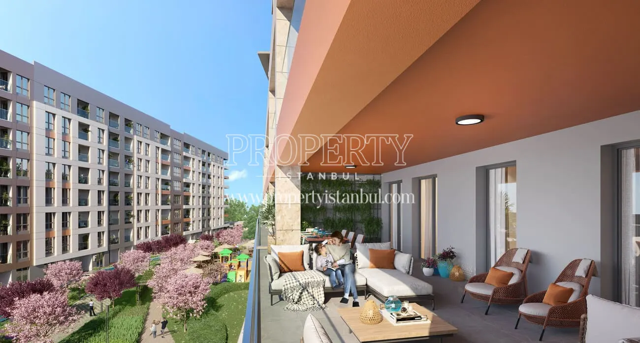 Balcony of an apartment in the Suryapi Cevher project
