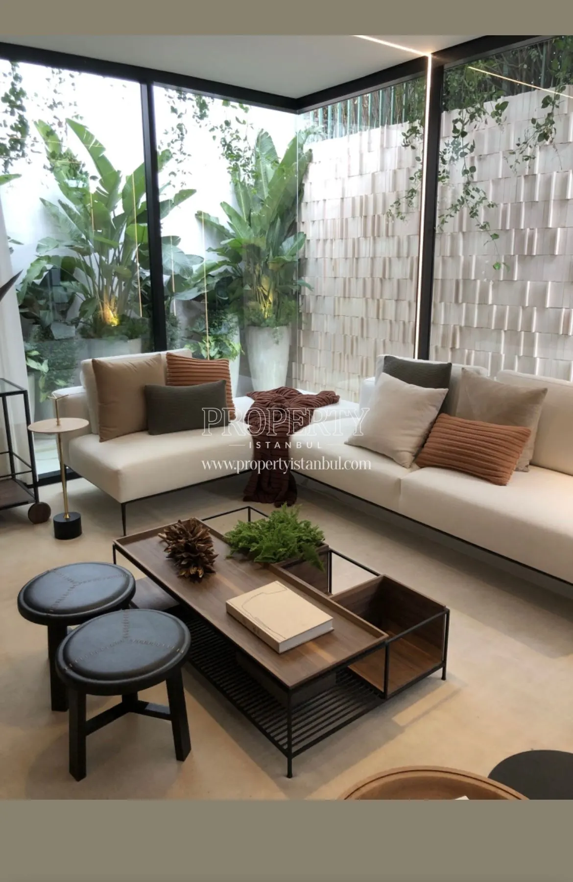 Winter garden of an apartment in the Selenium Park project