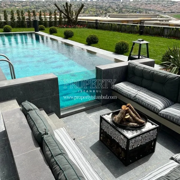 Outdoor swimming pool in the Brand Vadi project