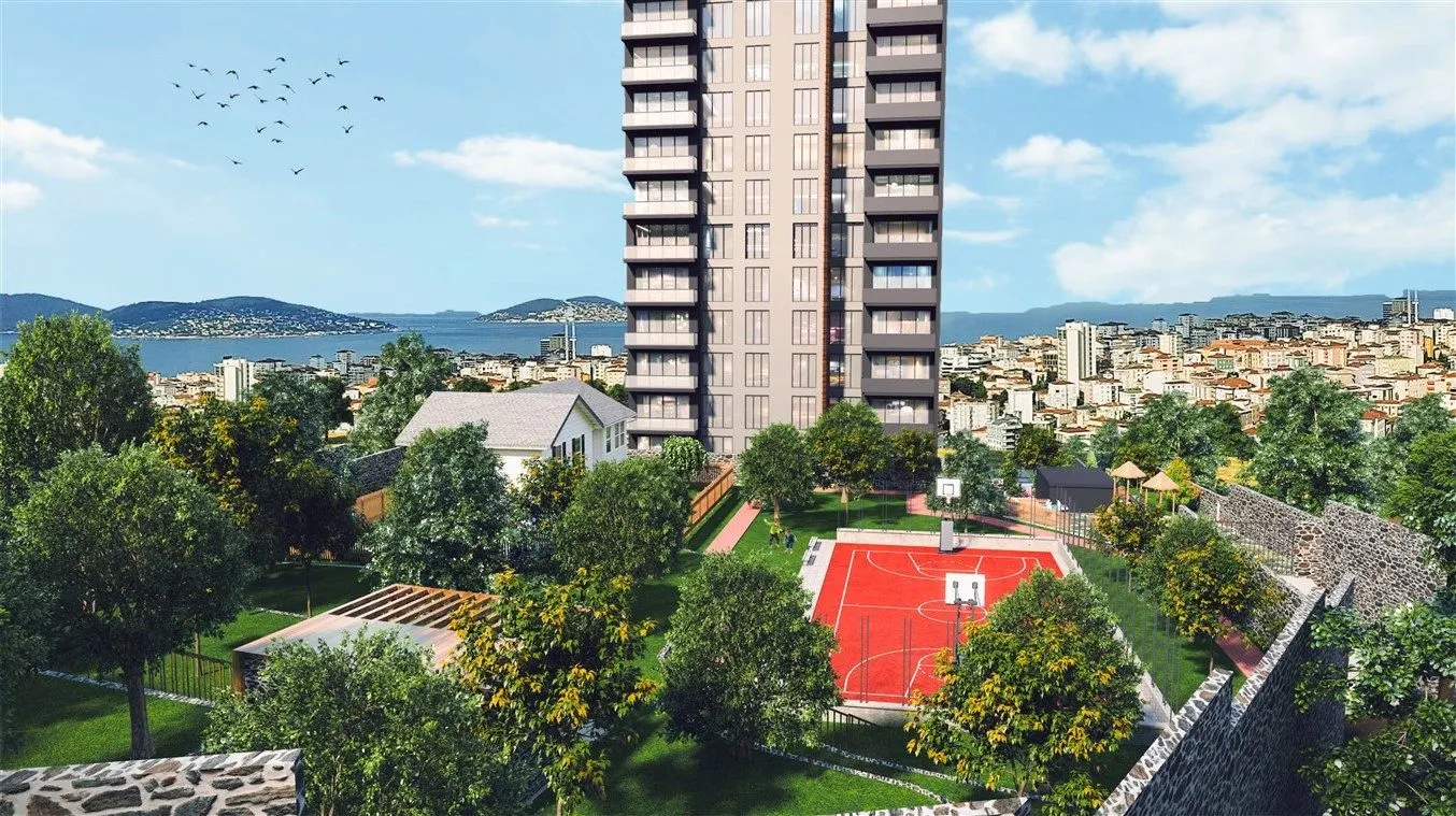 Garden and sports court at Exodus Panorama