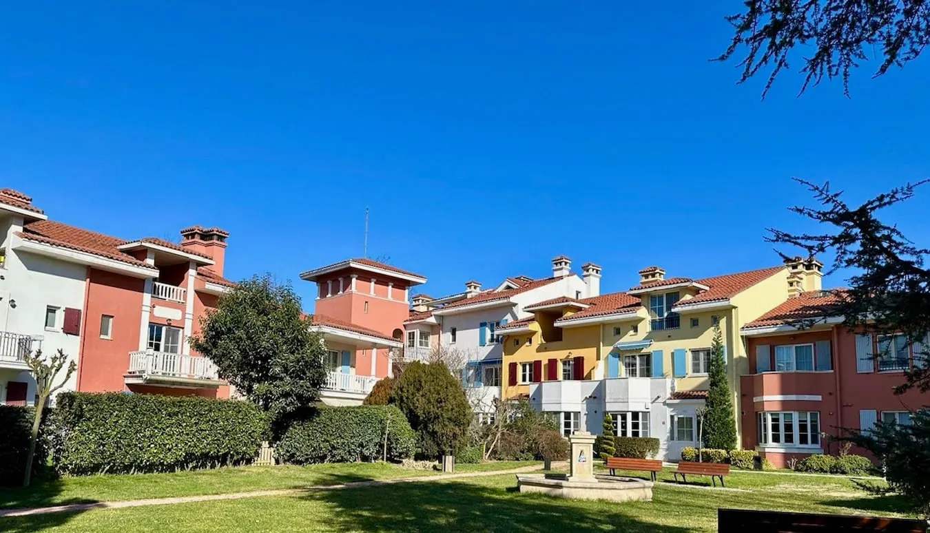 Houses and lawn in the first stages of Istanbul Istanbul