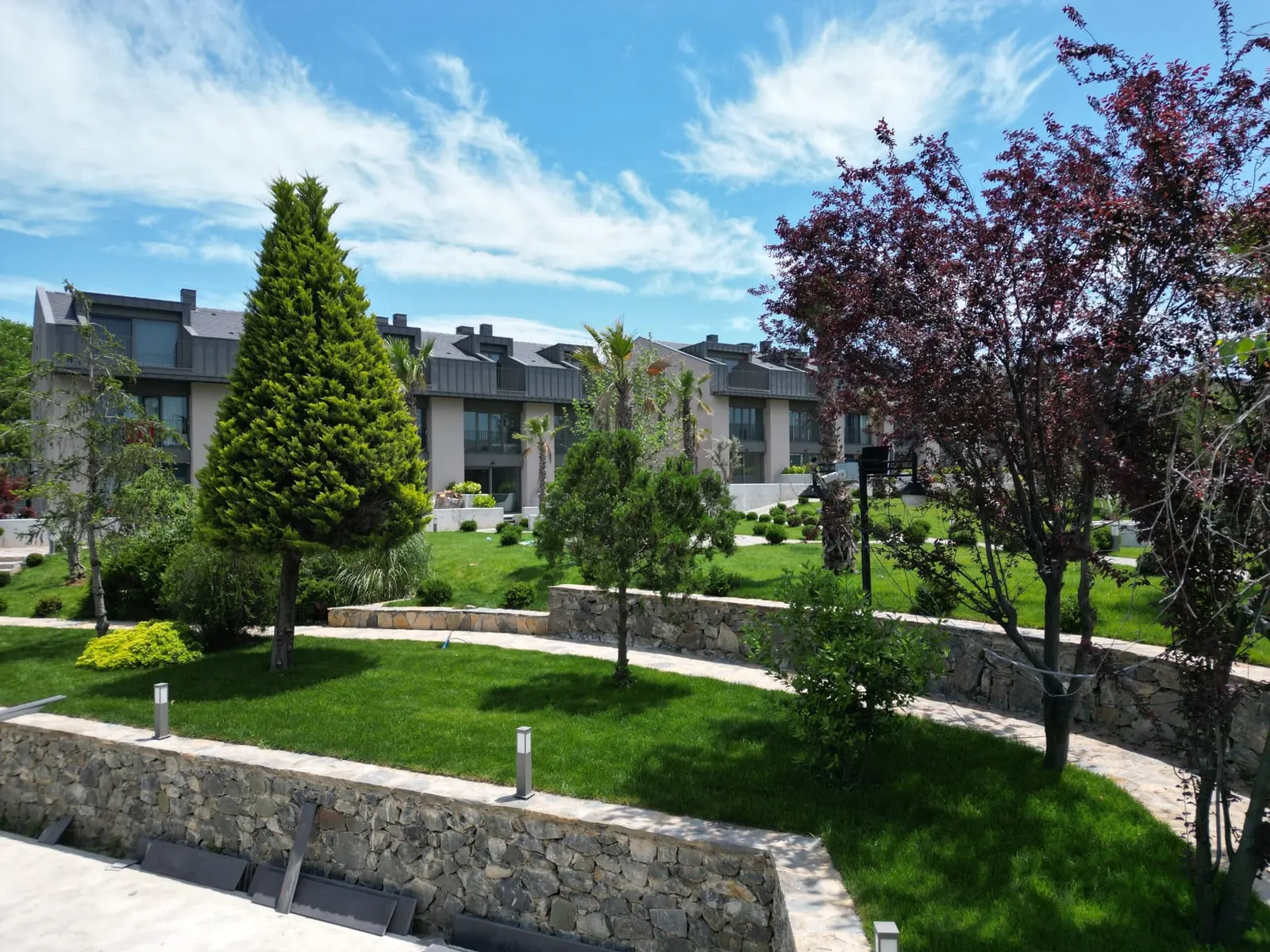 Kuzeybuku Zekeriyakoy houses behind the central garden