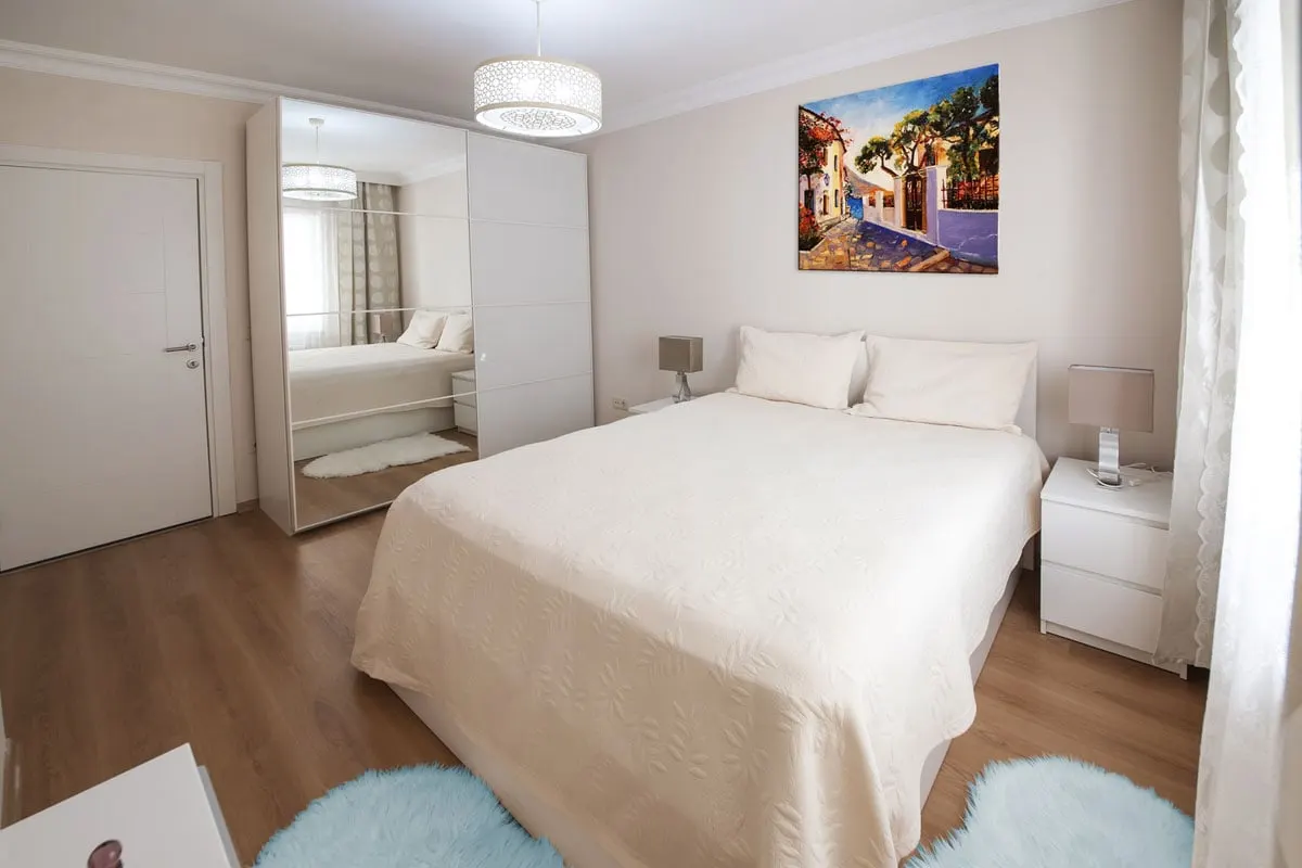 Bedroom in a Renova Evleri apartment
