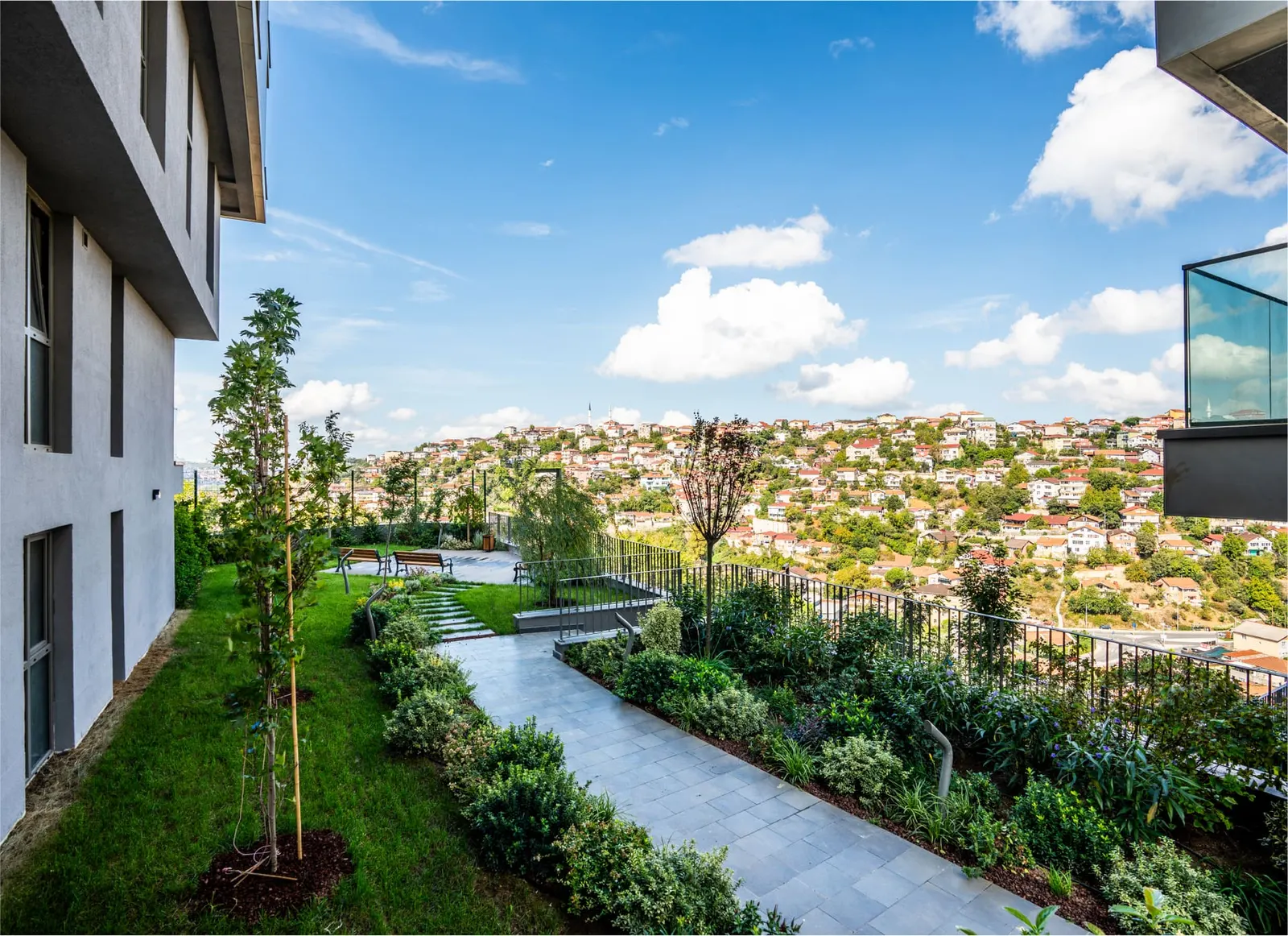 Garden walkway with views at Viridis Cengelkoy