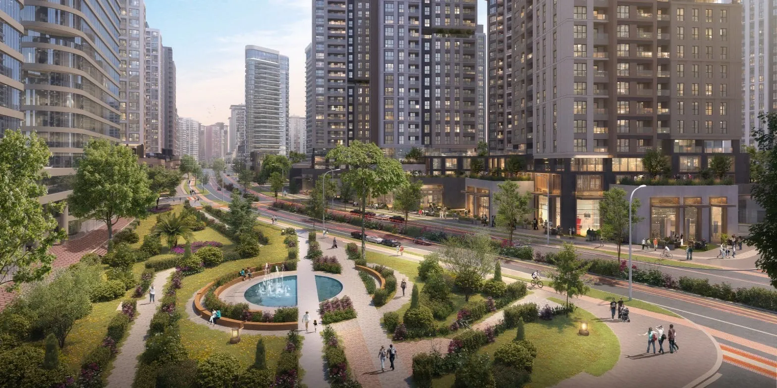Park and towers in Yeni Fikirtepe